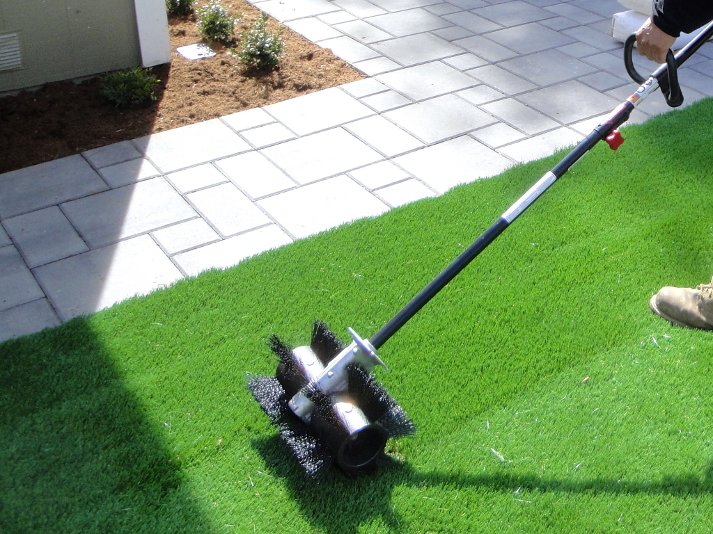 Synthetic Grass Cleaning Techniques Inland Empire, Artificial Turf Cleaning Process